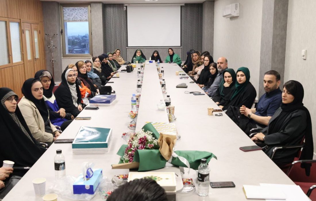 نشست نقد مجموعه رباعی تساوی برگزار شد