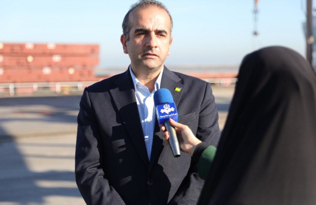 واردات بیش از ۸۴۰ هزار تن نهاده دامی از بنادر كاسپین و انزلی