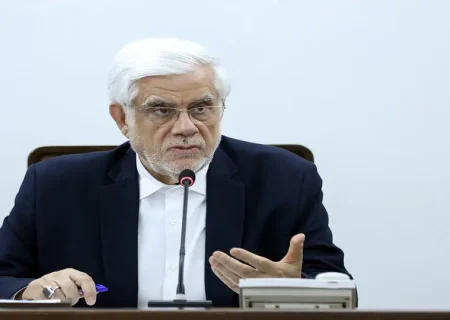 عارف استعفا داد؛ پزشکیان نپذیرفت