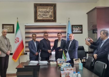 تأکید بر بهبود معیشت کارکنان و خدمت رسانی بهتر به مردم