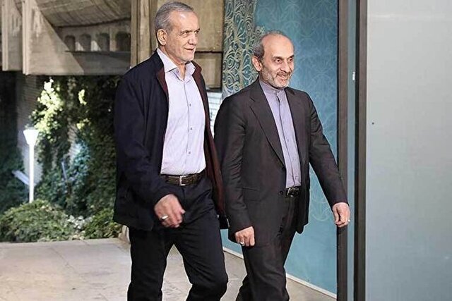 انتقاد دوباره دکتر  پزشکیان از صداوسیما/ رئیس جمهور زیر تیغ سانسور جام جم/ تحریف مواضع رهبر شهید انقلاب در تلویزیون برای نفی مذاکره
