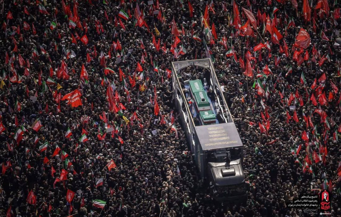 معراجِ خون؛ حماسهیِ ماندگارِ رهبرِ شهید