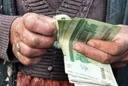 در طول ۱۵ سال با چهار کارفرما کار کردیم/ نمی‌توانیم بازنشستگی پیش از موعد بگیریم
