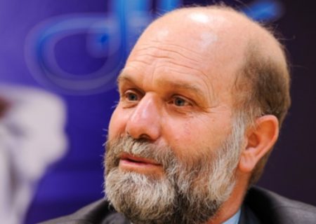 باید با استفاده از ظرفیت‌های حقوقی، علیه آمریکا در مجامع بین‌المللی اعلام جرم کنیم